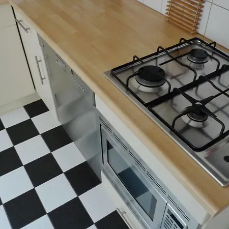 Comfortable City Centre Apartment *